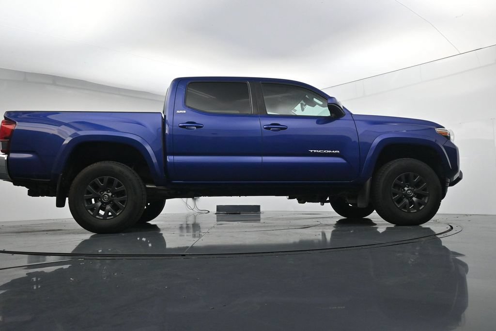 Used 2022 Toyota Tacoma SR5 AWD/4WD image 24