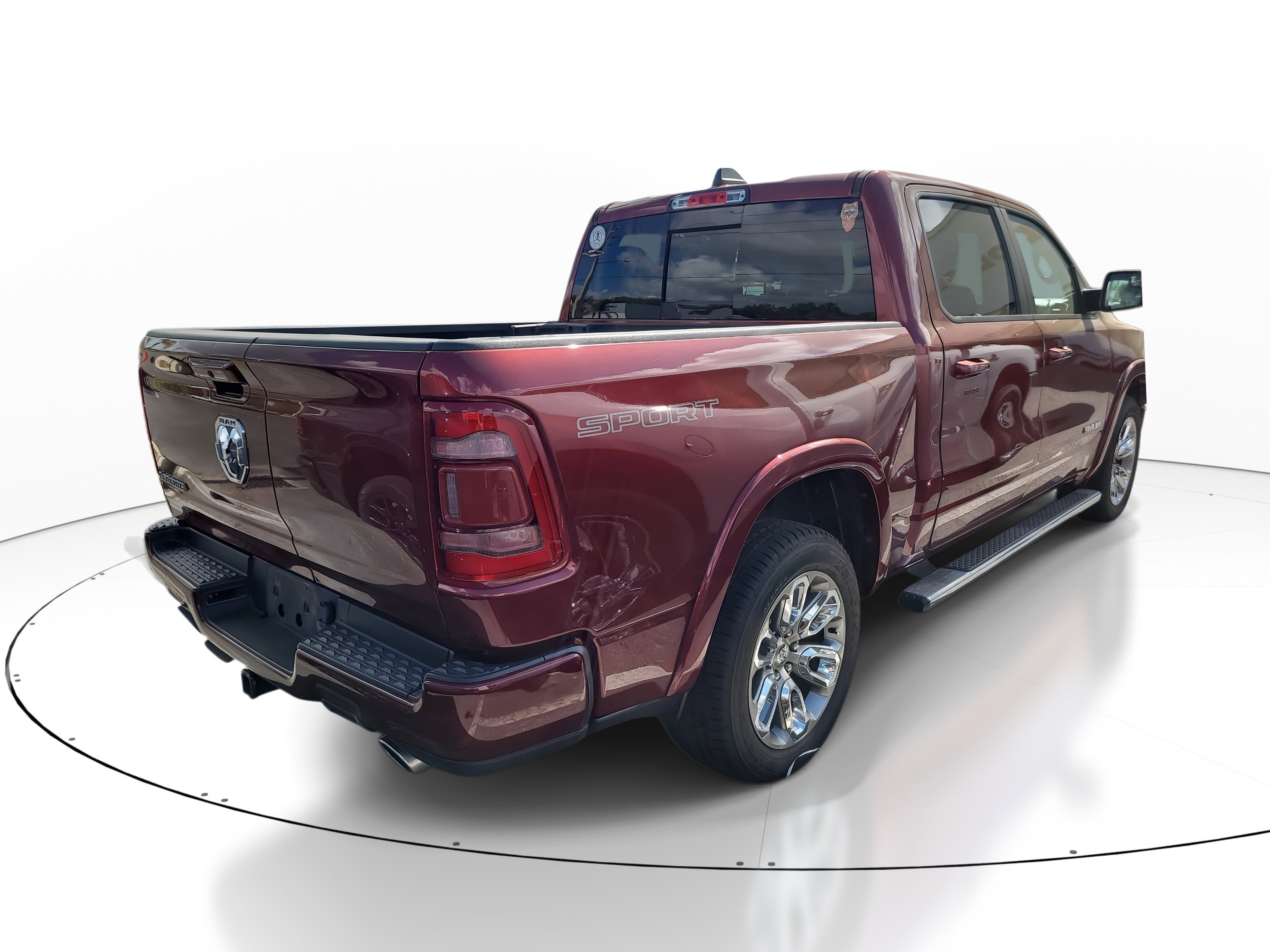 Used 2021 RAM 1500 Laramie w/ Sport Appearance Package image 5