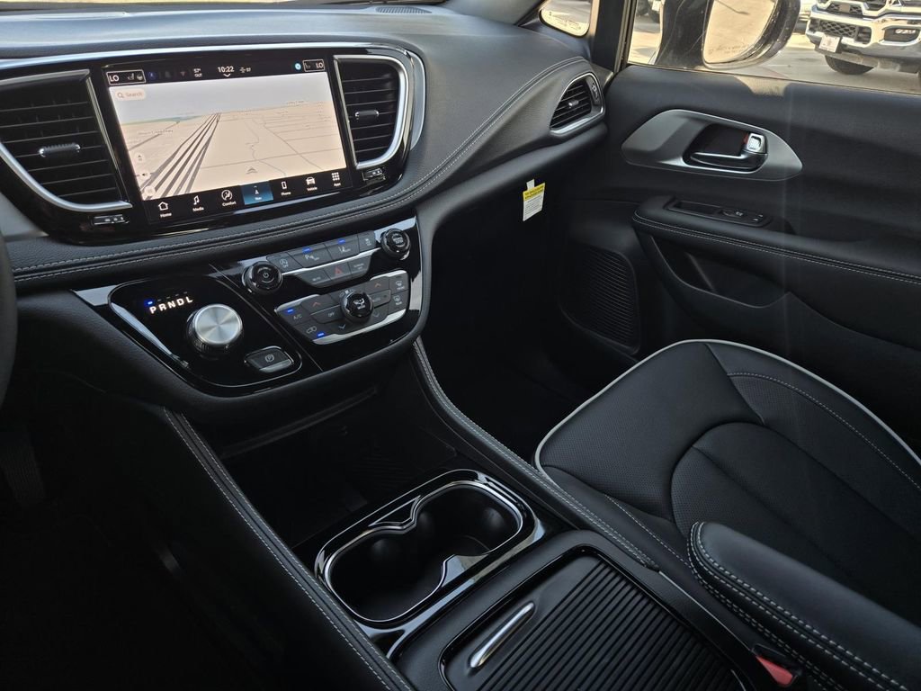 New 2026 Chrysler Pacifica Limited w/ S Appearance Package image 19
