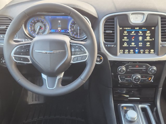 Used 2023 Chrysler 300 Touring L w/ Popular Equipment Group AWD/4WD image 28