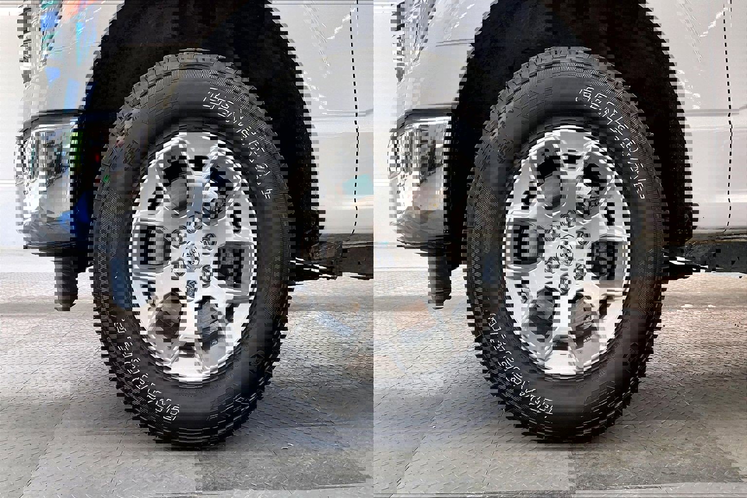 Used 2021 Ford F150 XLT w/ Equipment Group 301A Mid image 8