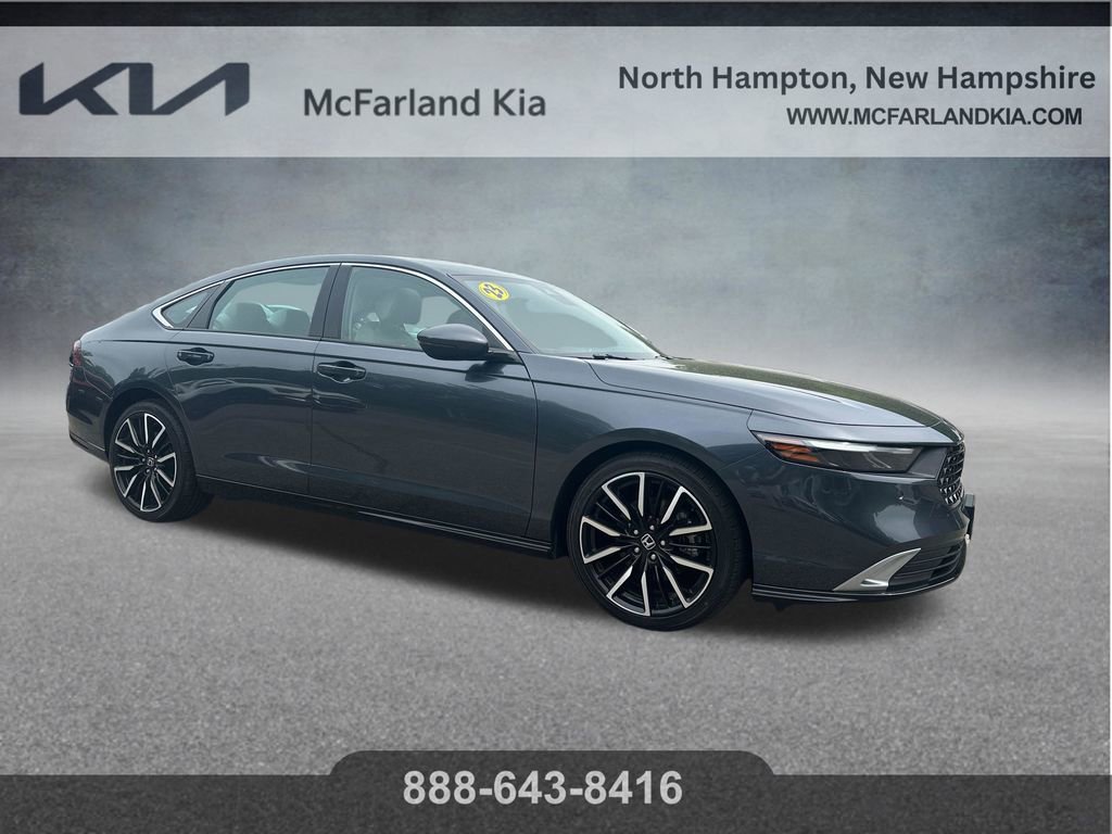Used 2023 Honda Accord Touring image 7