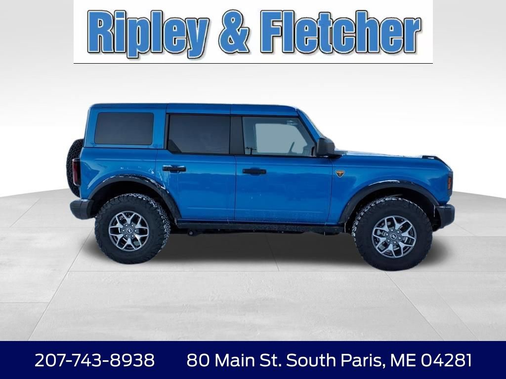 Used 2025 Ford Bronco Badlands image 4