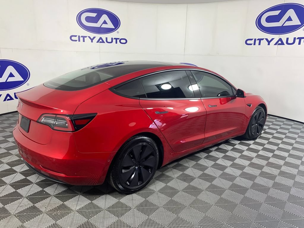 Used 2021 Tesla Model 3 Standard Range RWD image 3