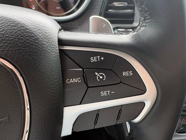 Used 2016 Dodge Challenger R/T Scat Pack w/ Leather Interior Group RWD image 25