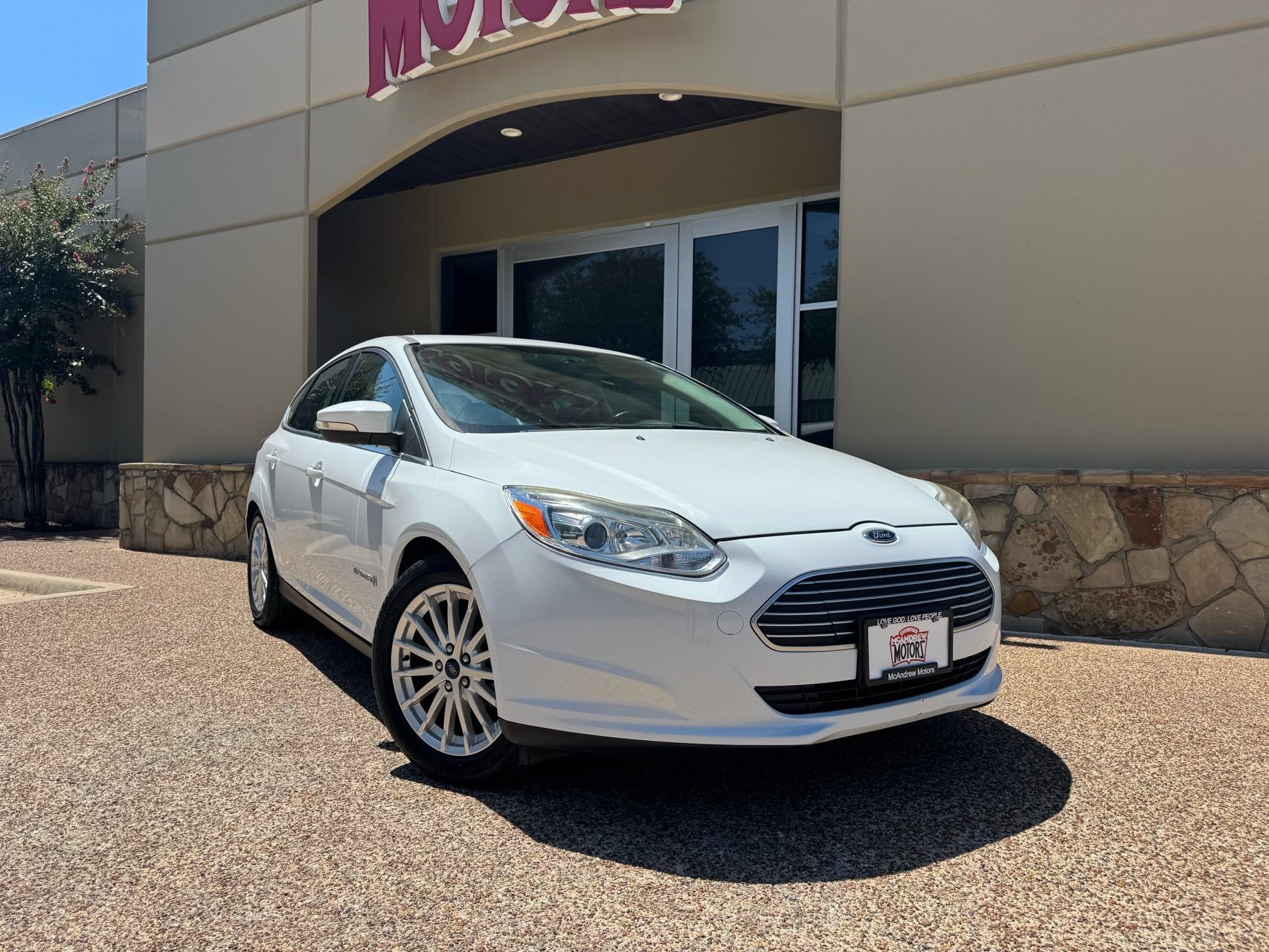 Used 2018 Ford Focus Electric Hatchback FWD image 1