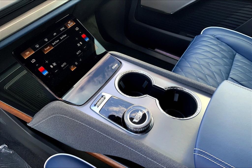 New 2026 Cadillac Vistiq Premium Luxury image 10