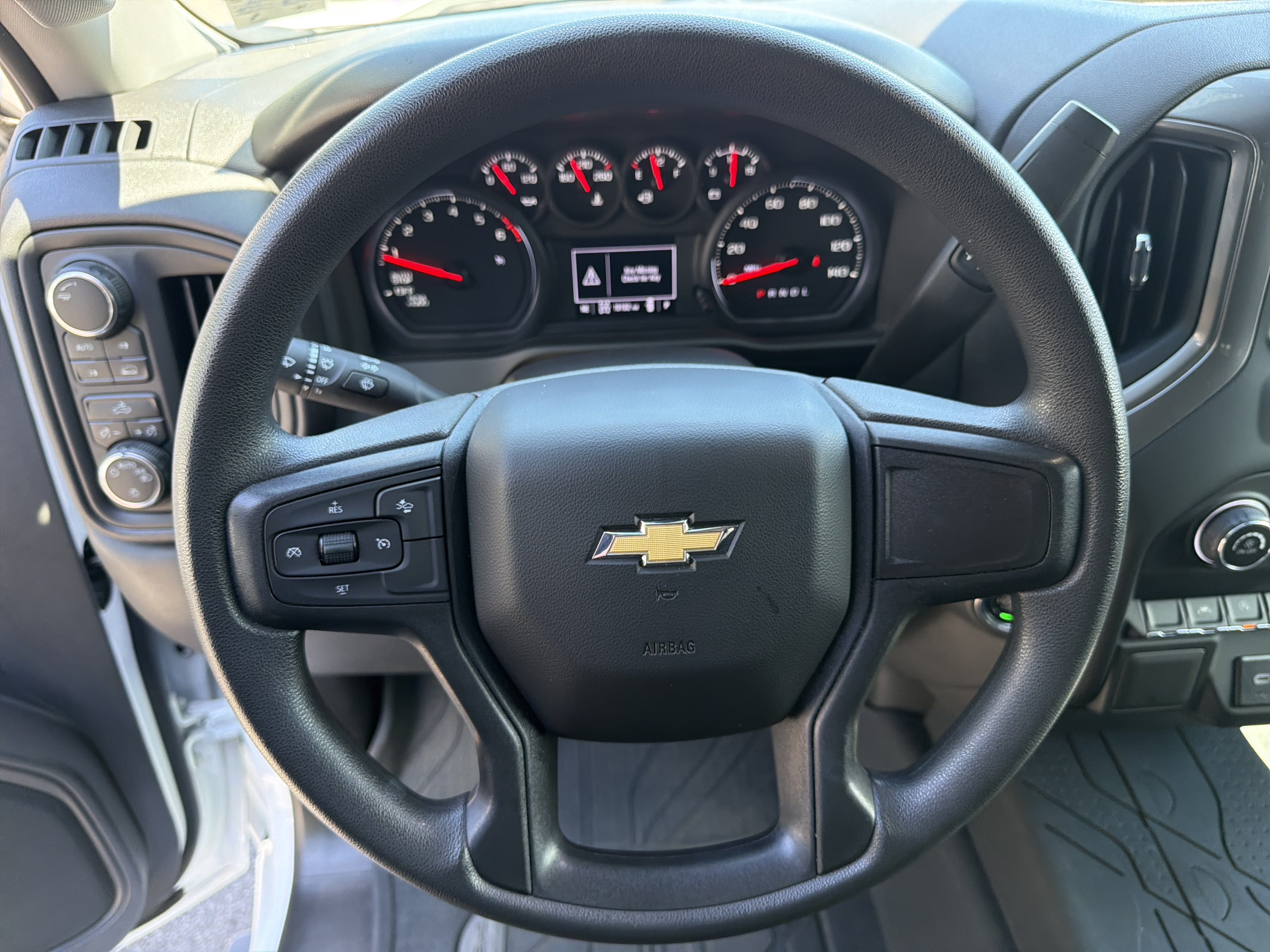 Used 2024 Chevrolet Silverado 1500 Custom AWD/4WD image 18
