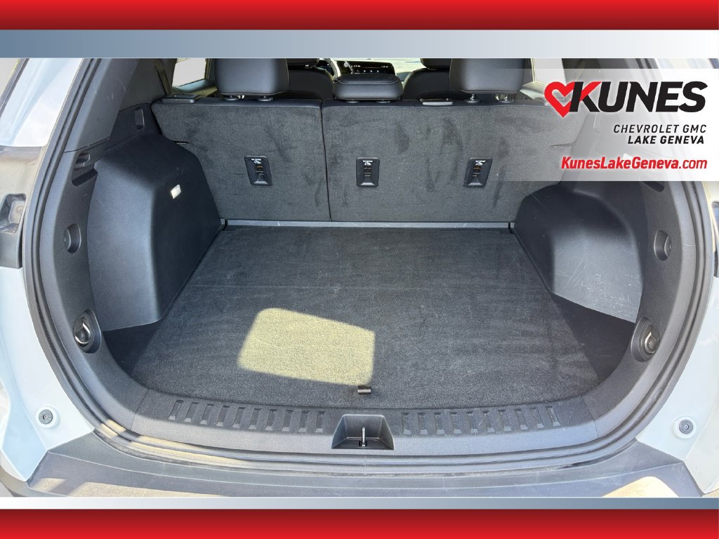Used 2025 Chevrolet Equinox LT w/ Convenience Package II FWD image 41