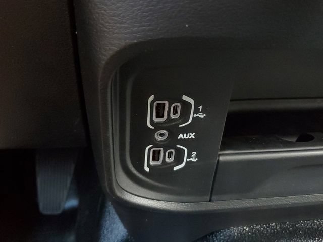 New 2026 RAM 5500 Tradesman AWD/4WD image 35