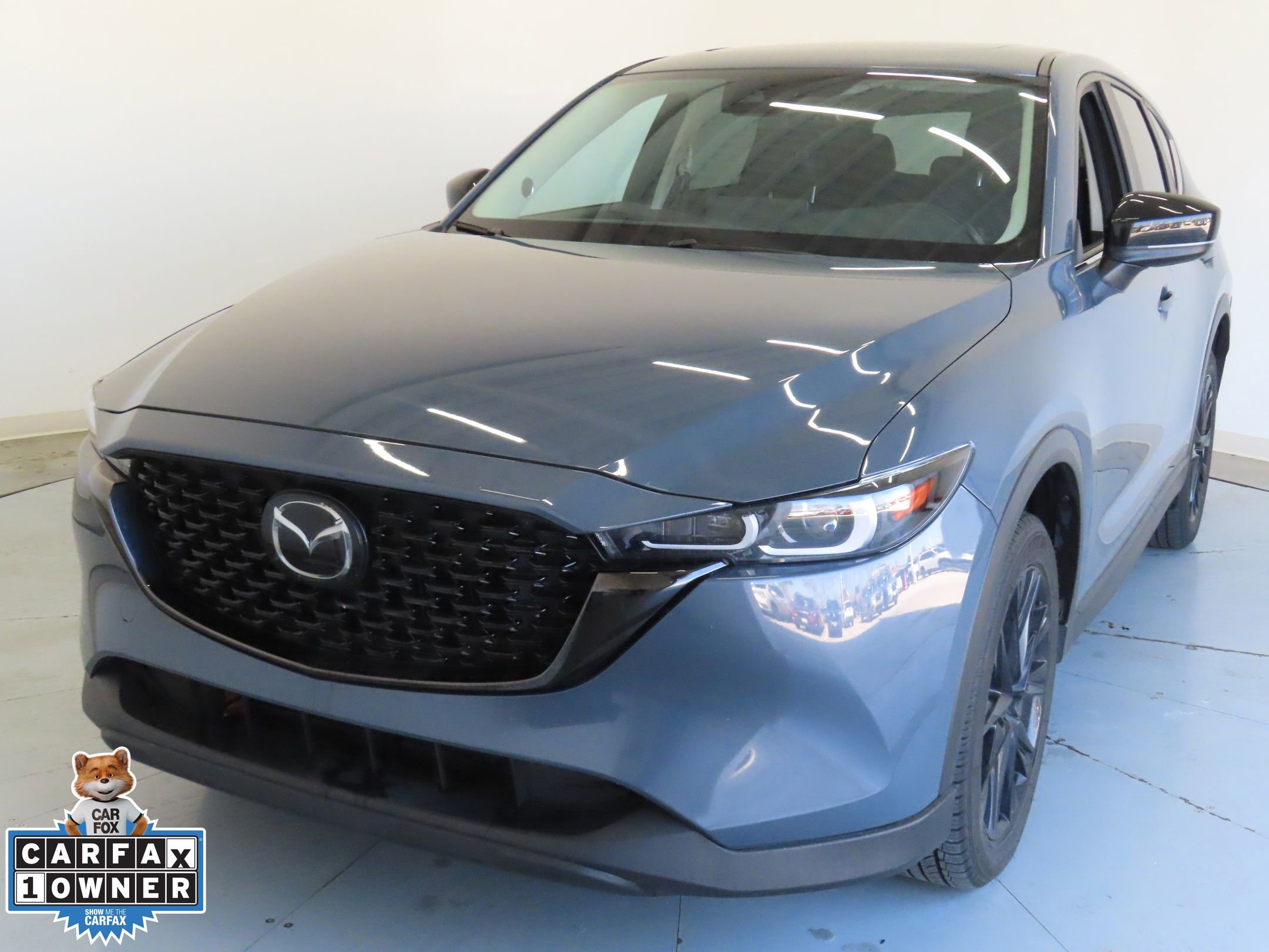 Used 2024 MAZDA CX-5 Carbon Edition image 9