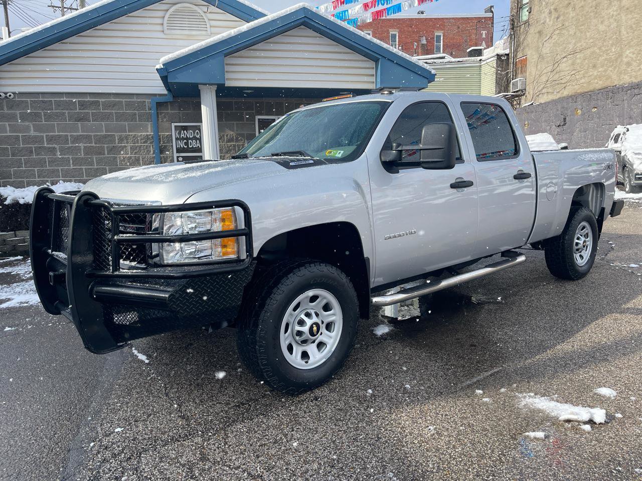 Used 2013 Chevrolet Silverado 3500 W/T w/ Snow Plow Prep Package image 1