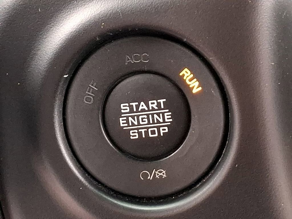 Used 2022 Jeep Wrangler Unlimited Sahara w/ Cold Weather Group image 23