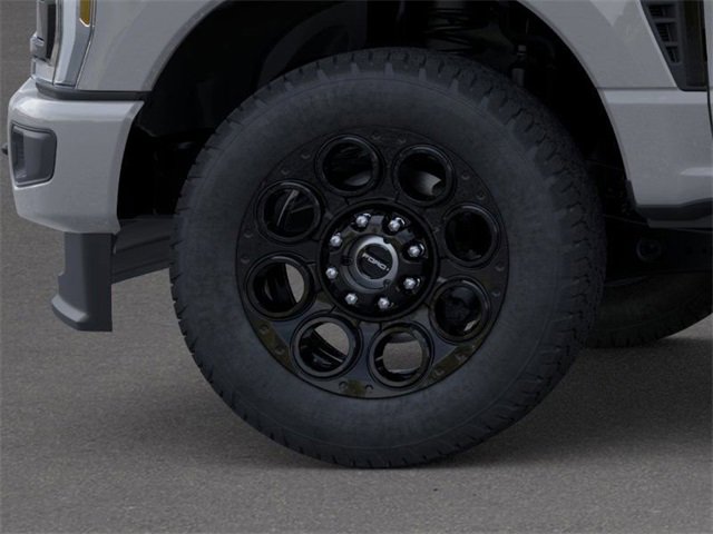 New 2026 Ford F250 Lariat w/ Black Appearance Package image 19