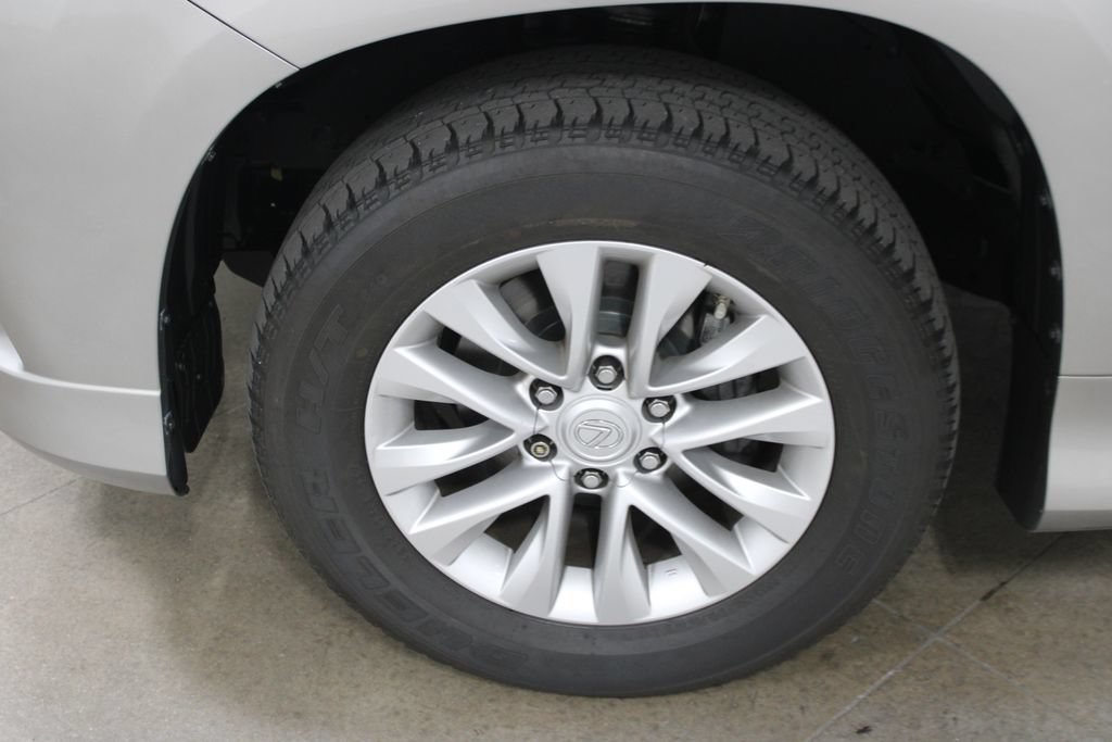 Used 2022 Lexus GX 460 Premium w/ Premium Package AWD/4WD image 36