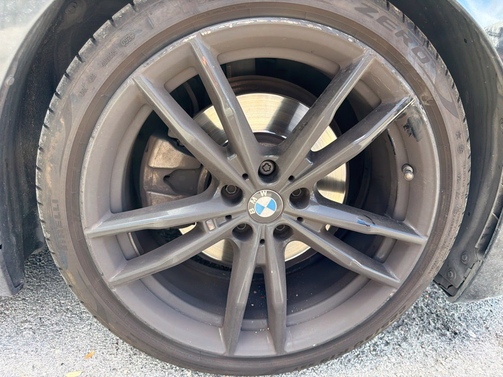 Used 2022 BMW 230i Coupe w/ M Sport Package RWD image 5