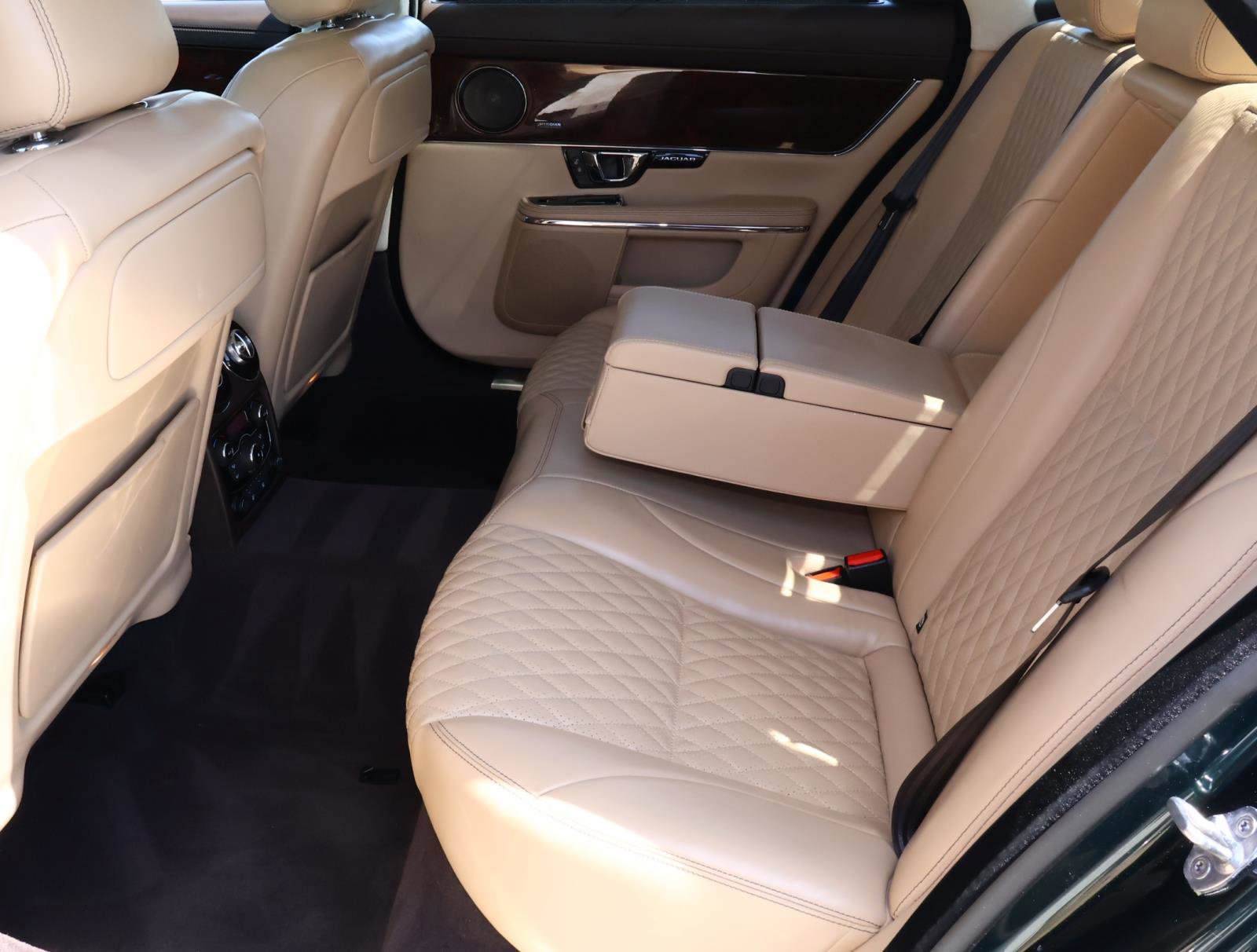 Used 2018 Jaguar XJ L Portfolio image 20