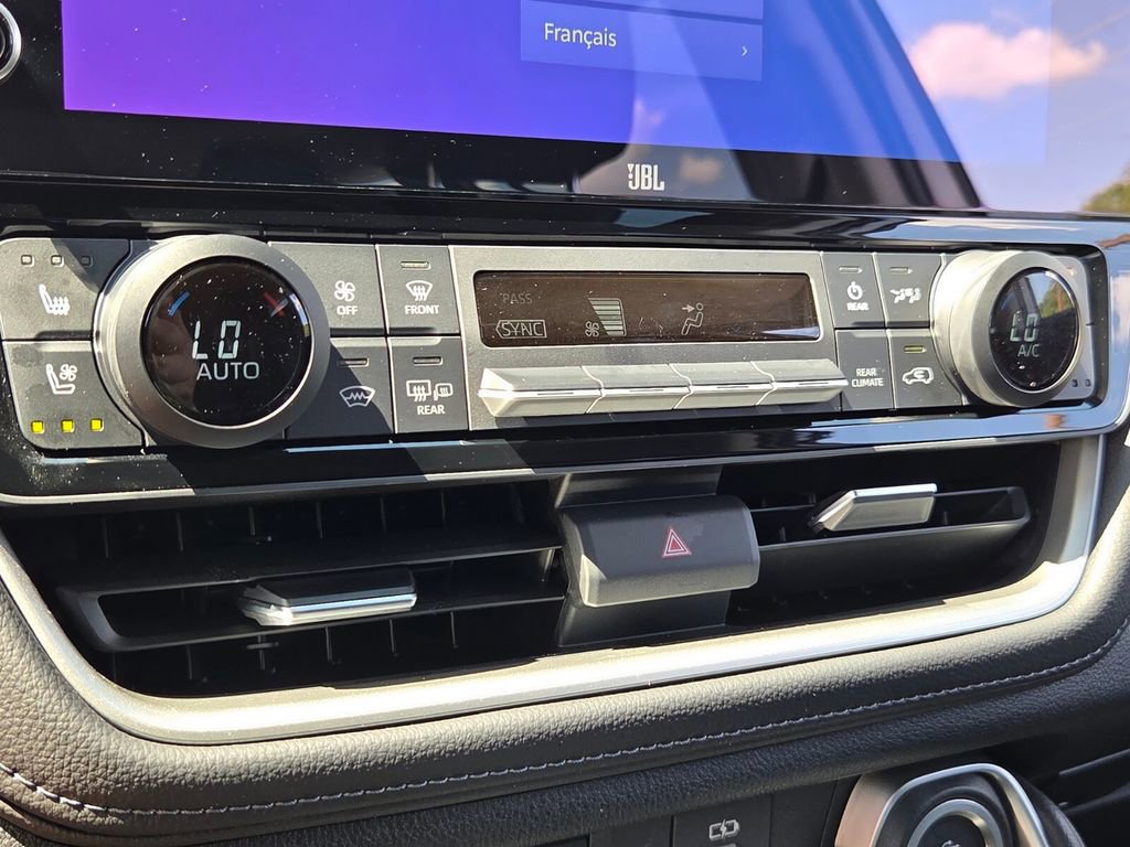 Used 2025 Toyota Grand Highlander AWD Hybrid image 22