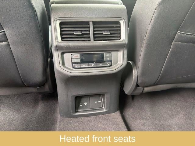 Used 2024 Volkswagen Atlas SEL image 12