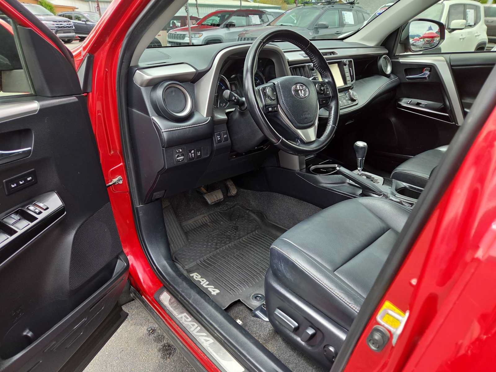 Used 2017 Toyota RAV4 Limited w/ All Weather Liner Package AWD/4WD image 10