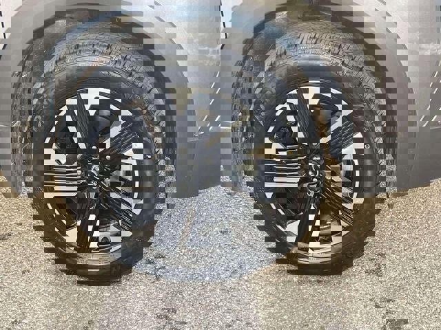 New 2026 Nissan Kicks SV w/ SV Premium Package image 8