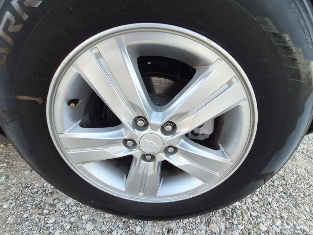 Used 2019 Chevrolet Trax LT w/ LT Convenience Package AWD/4WD image 23