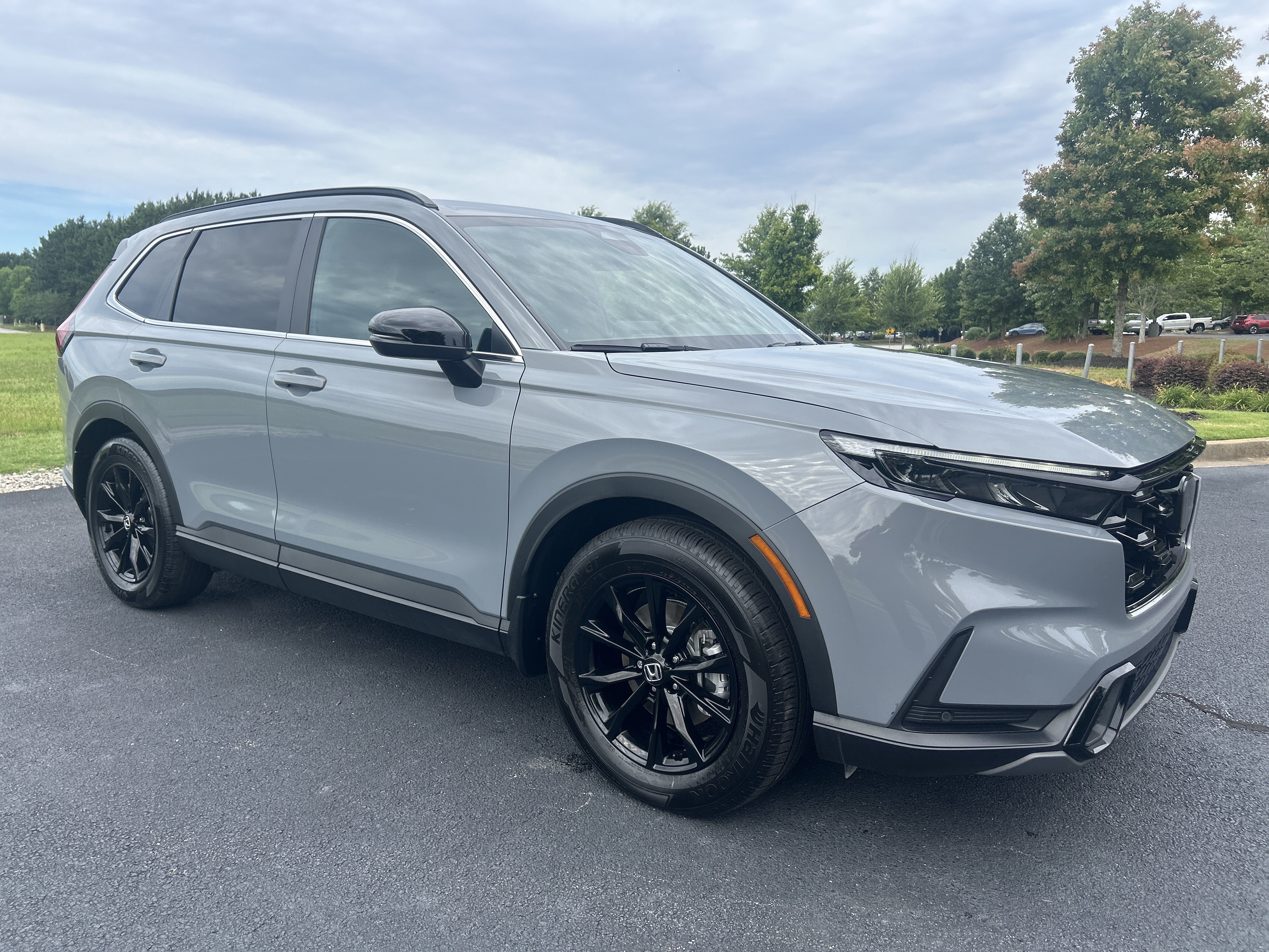 Certified 2025 Honda CR-V Sport-L image 2