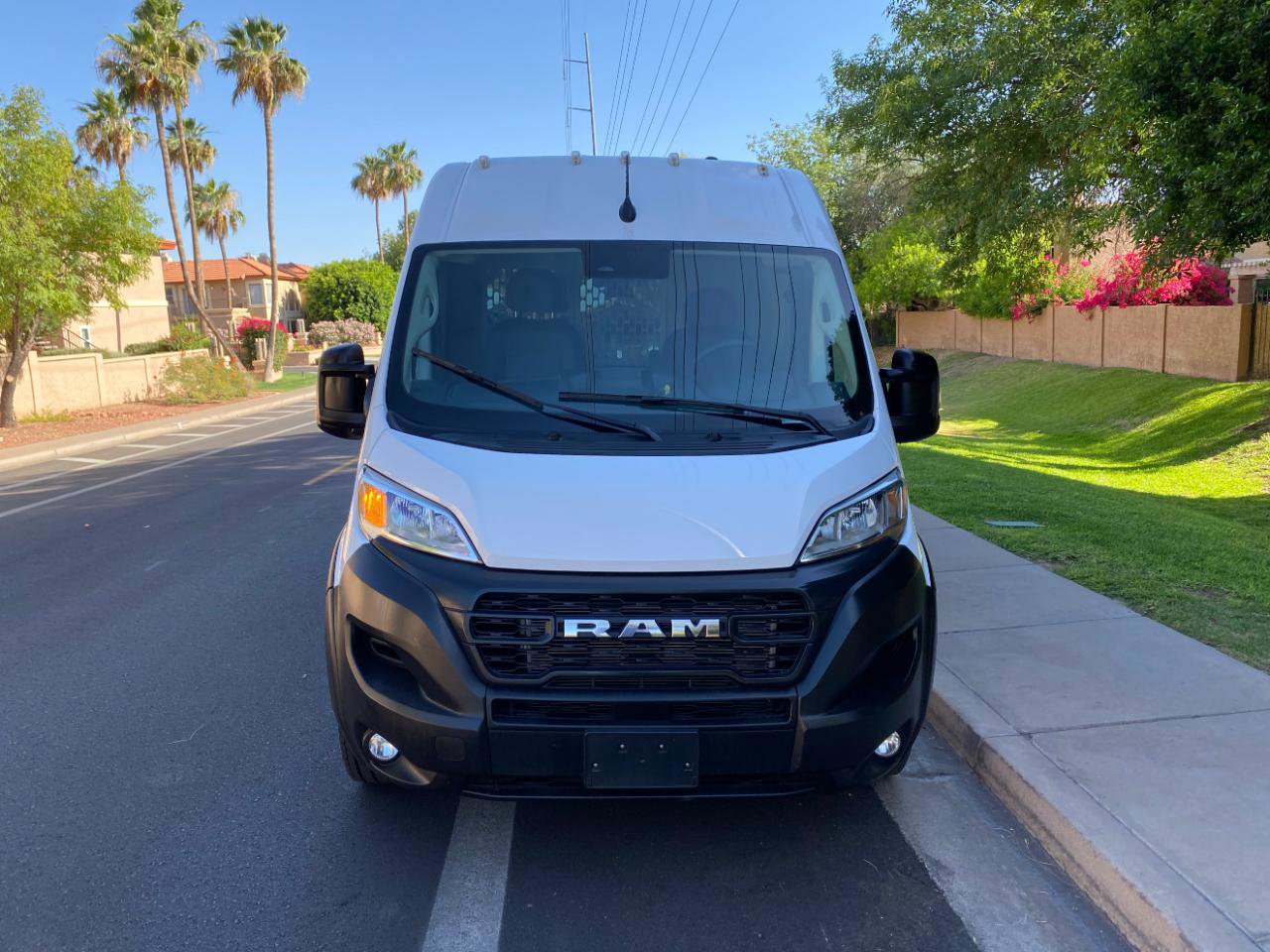 Used 2024 RAM ProMaster 1500 w/ Convenience Group FWD image 3