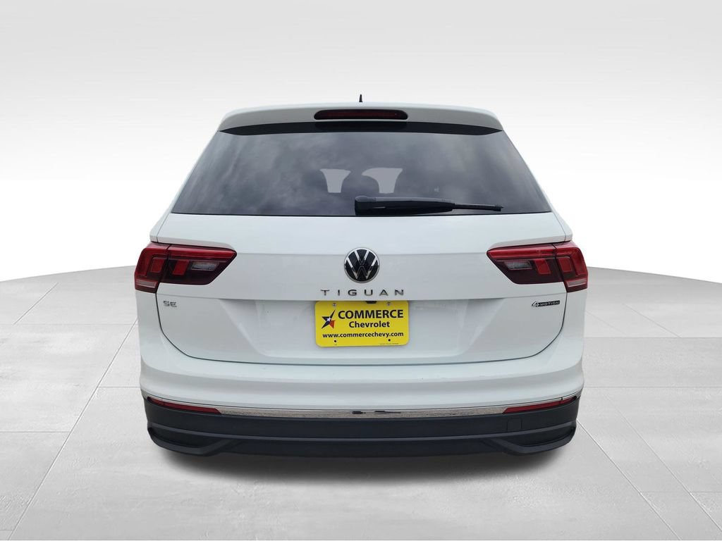 Used 2024 Volkswagen Tiguan SE AWD/4WD image 7