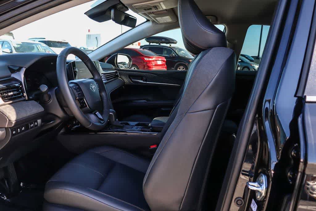 Used 2025 Toyota Camry XLE FWD image 16
