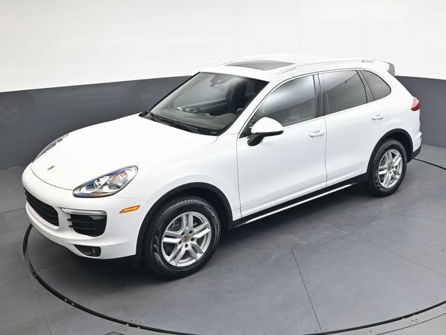Used 2017 Porsche Cayenne Platinum Edition AWD/4WD image 27