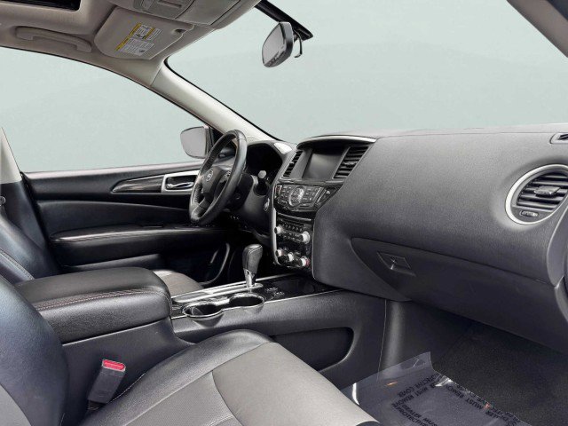 Used 2020 Nissan Pathfinder SL image 64