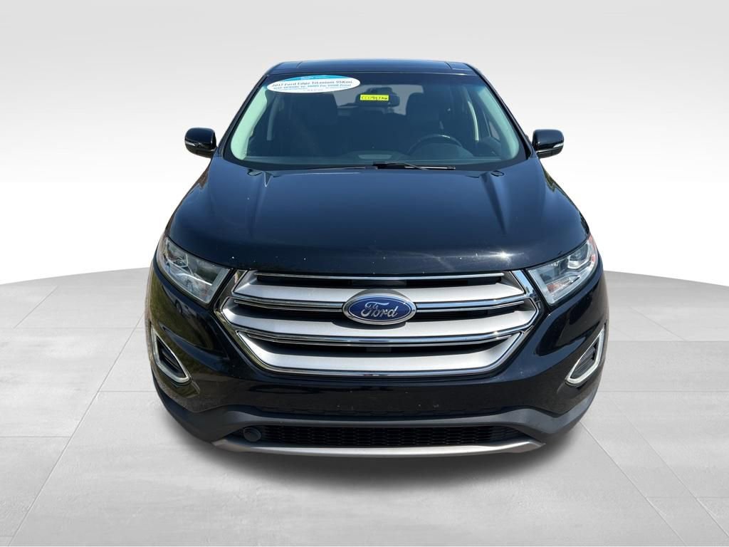 Used 2017 Ford Edge Titanium w/ Equipment Group 301A AWD/4WD image 3