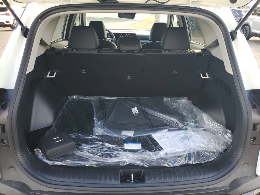 New 2026 Kia Seltos S image 28