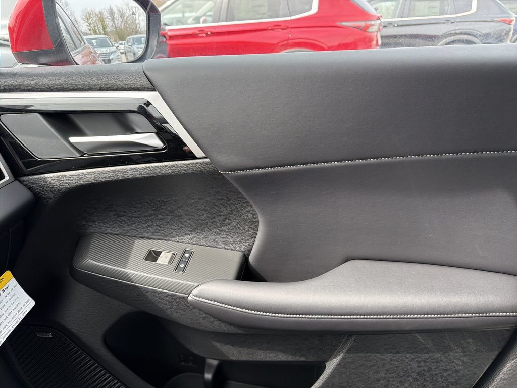 New 2026 Mitsubishi Outlander SE AWD/4WD image 25