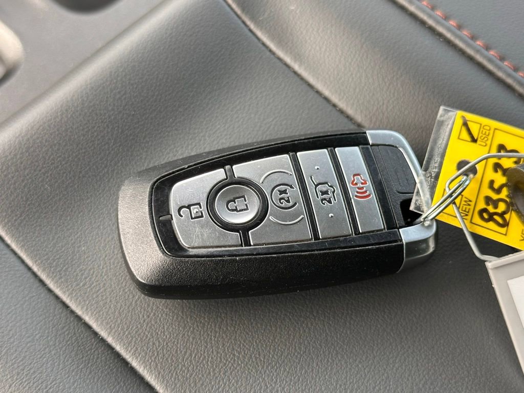 Used 2025 Ford Expedition Active image 35