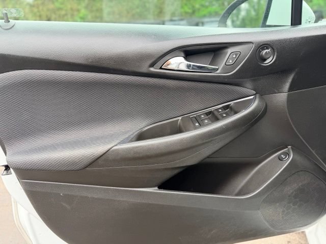 Used 2019 Chevrolet Cruze LT w/ LT Fleet Convenience Package FWD image 16