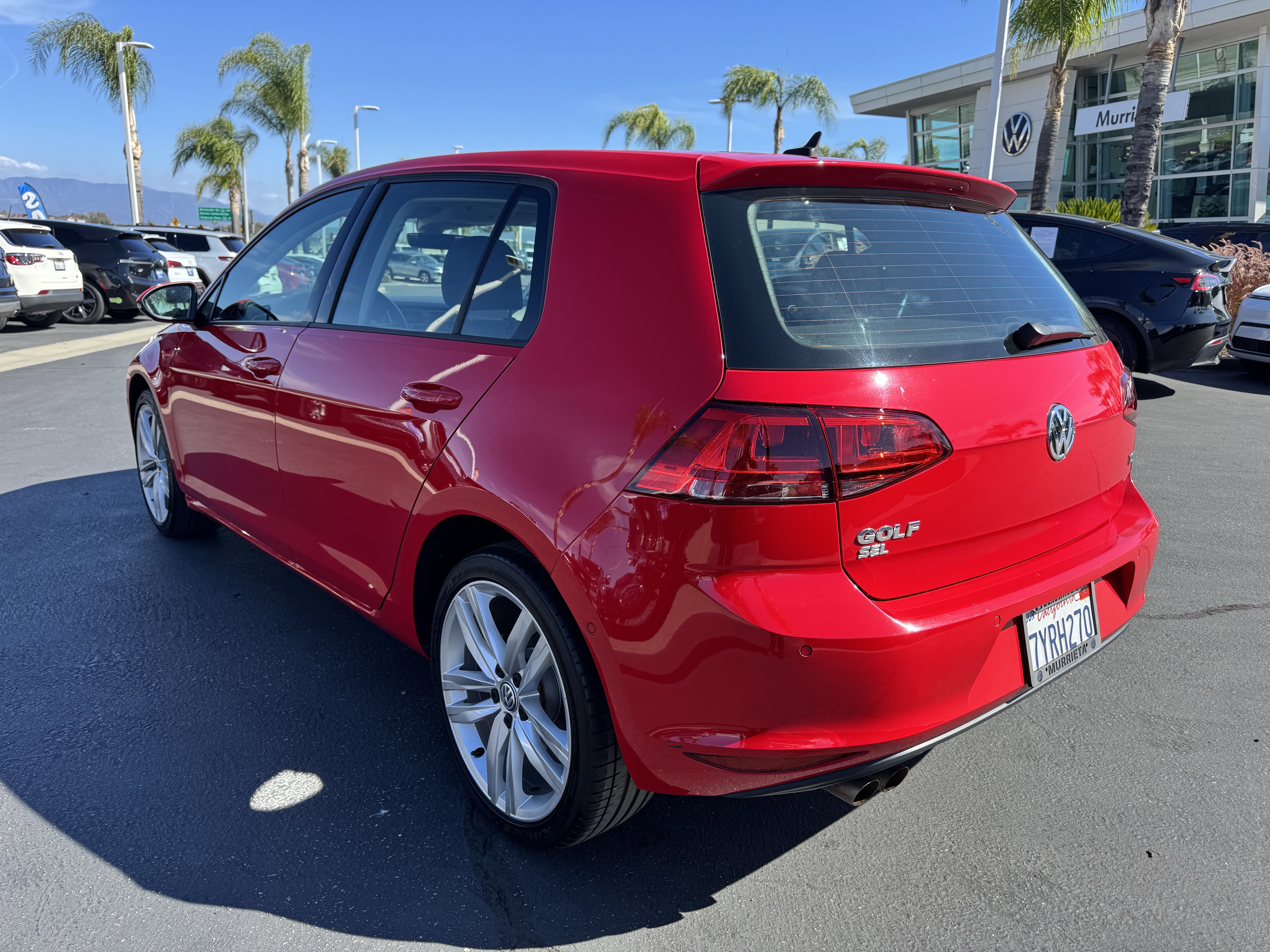 Used 2017 Volkswagen Golf SEL FWD image 8