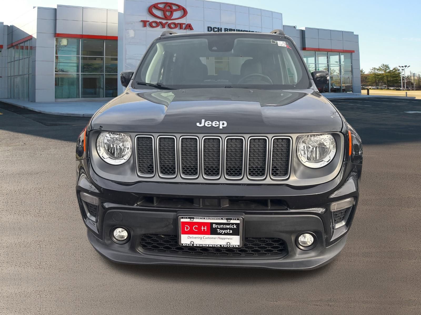Used 2022 Jeep Renegade Limited image 2