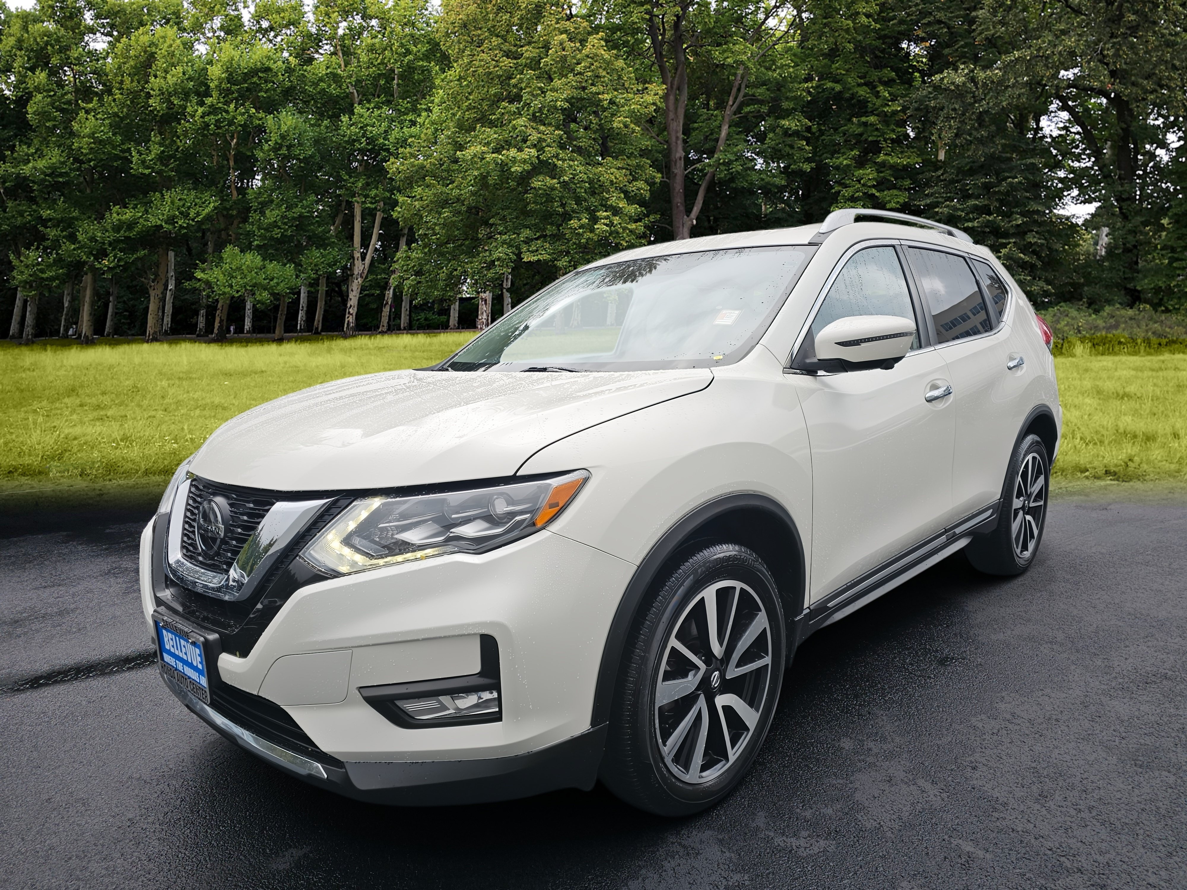 Used 2018 Nissan Rogue SL AWD/4WD image 3