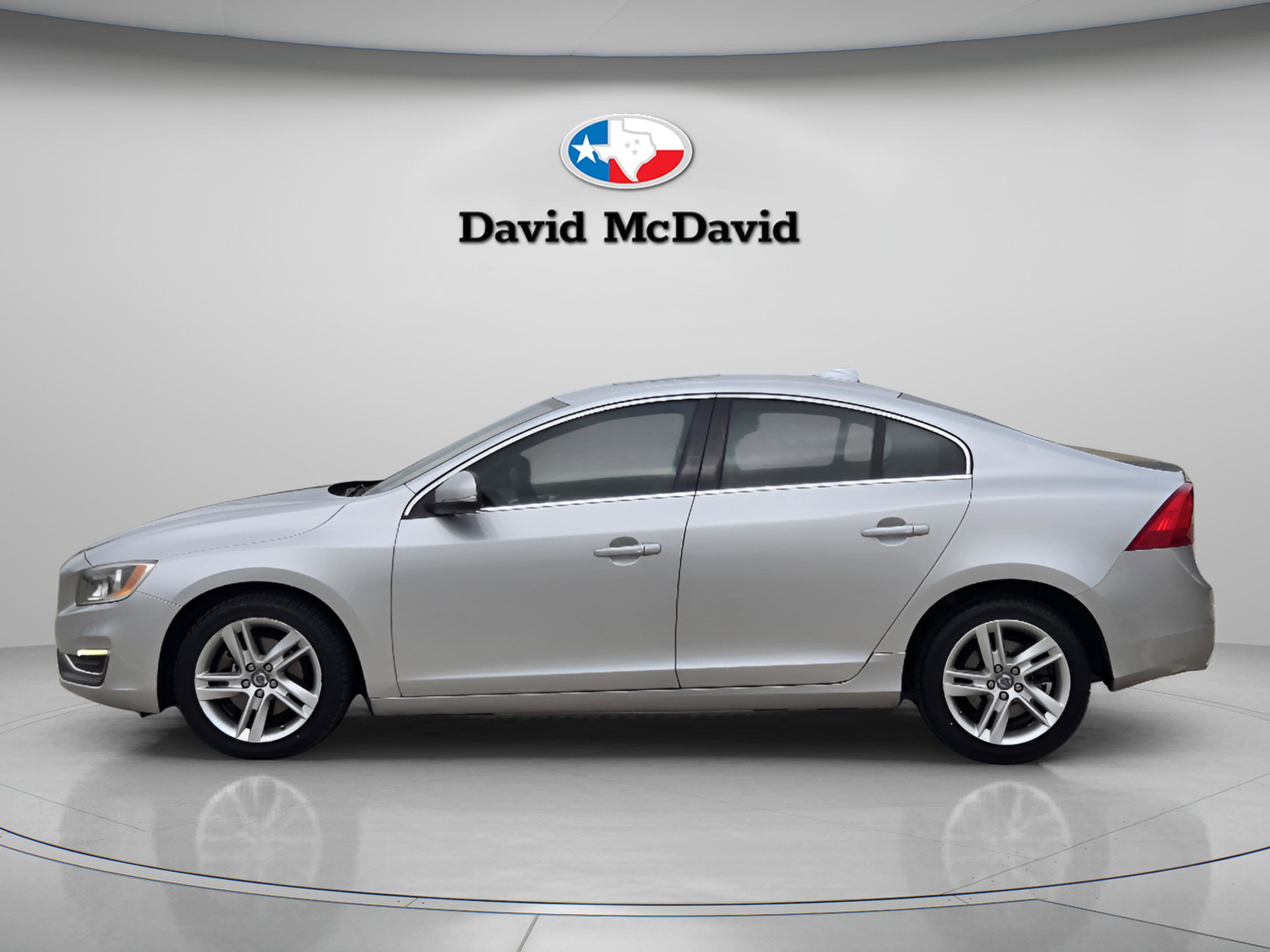 Used 2015 Volvo S60 T5 Platinum image 2