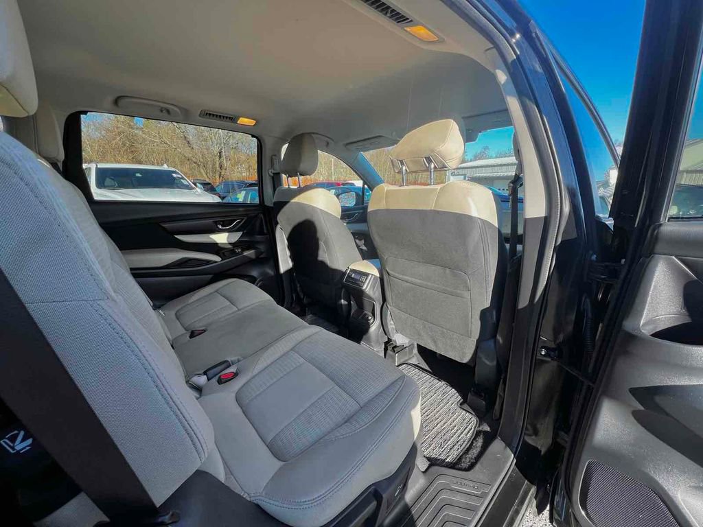 Used 2022 Subaru Ascent Premium w/ Convenience Package image 26