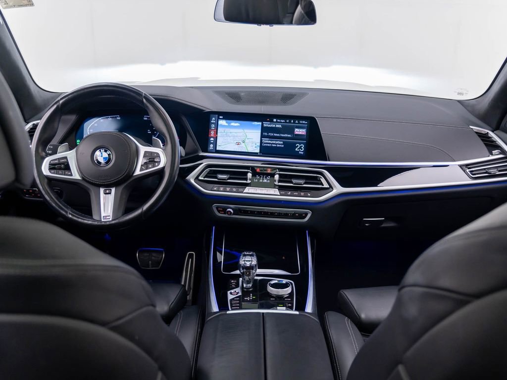 Used 2022 BMW X7 xDrive40i w/ M Sport Package AWD/4WD image 10