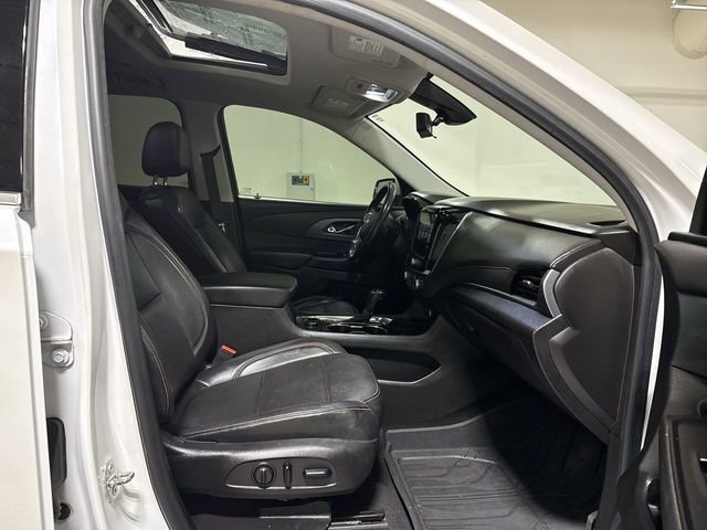 Used 2018 Chevrolet Traverse Premier w/ Driver Confidence II Package FWD image 23