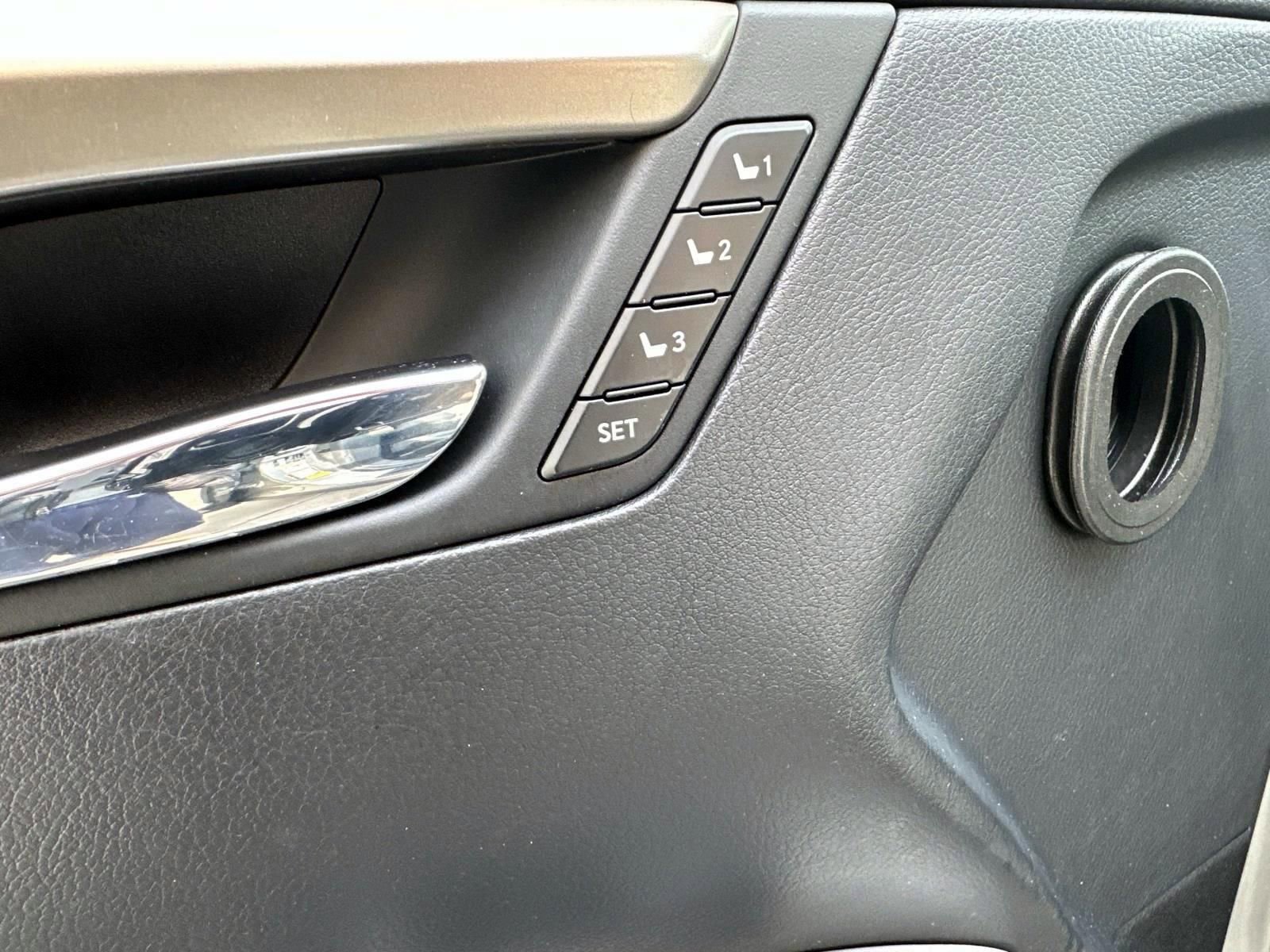 Used 2018 Lexus RX 350L AWD image 13