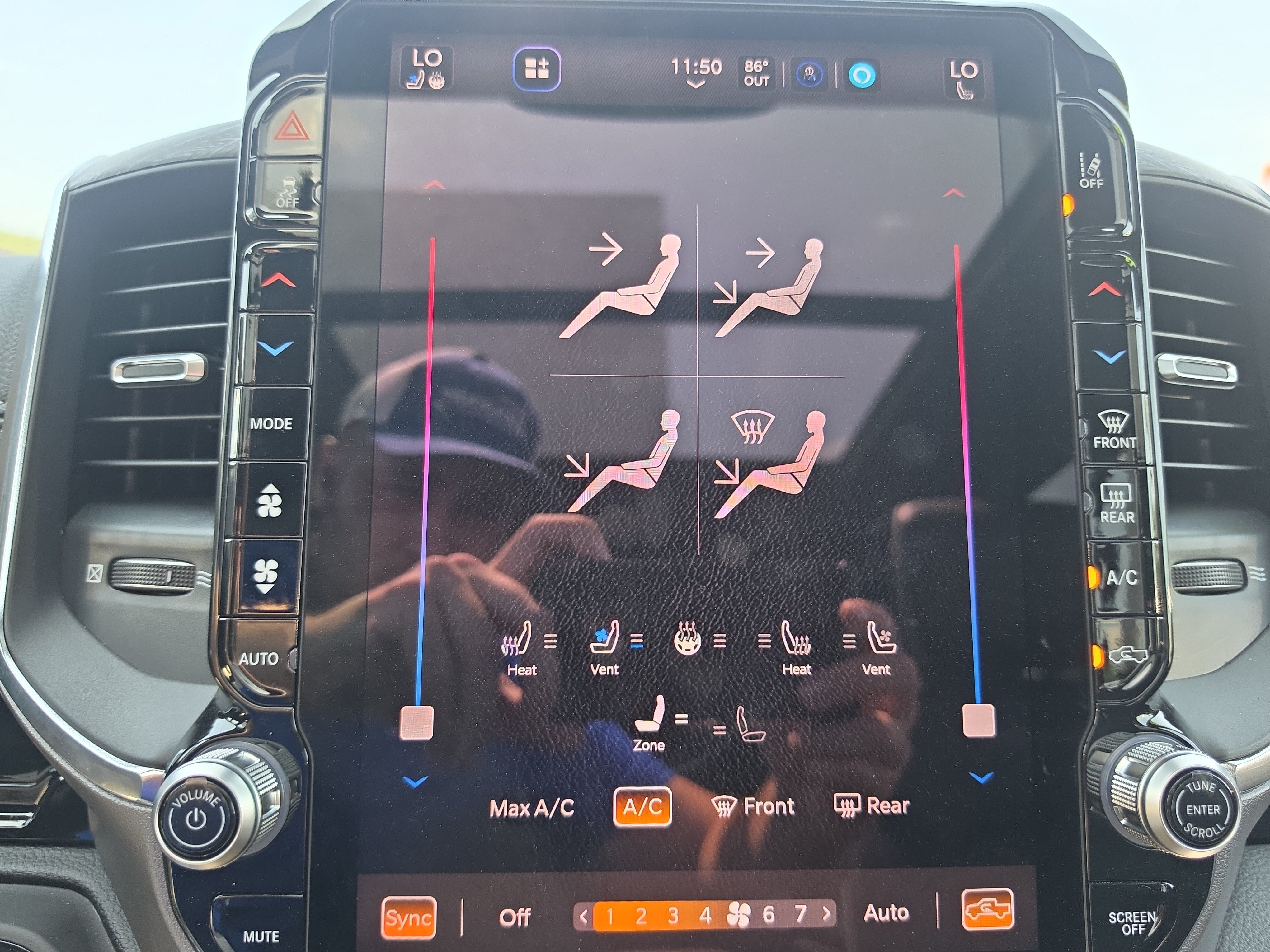 Used 2026 RAM 1500 Laramie AWD/4WD image 30
