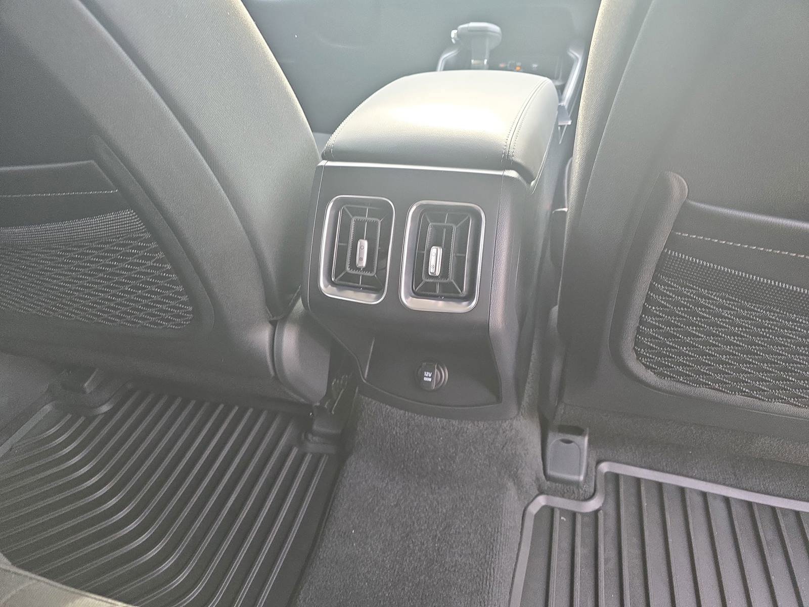 New 2026 Kia Sorento LX FWD image 13