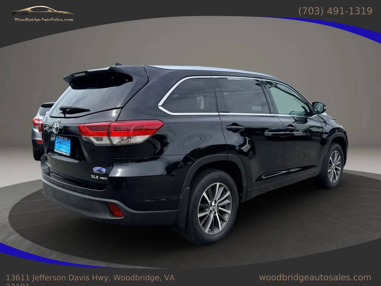 Used 2017 Toyota Highlander XLE AWD/4WD image 4