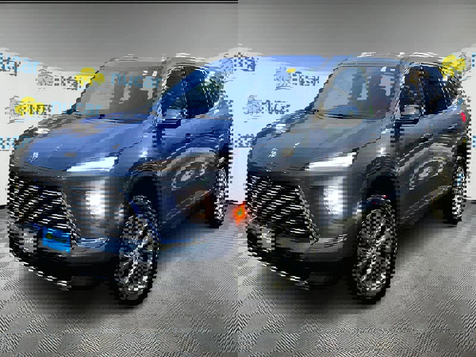 Used 2025 Buick Enclave Preferred image 3