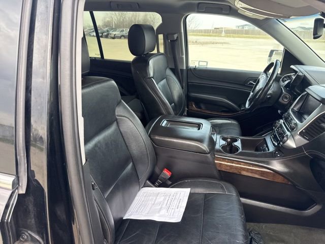 Used 2015 Chevrolet Suburban LT image 19